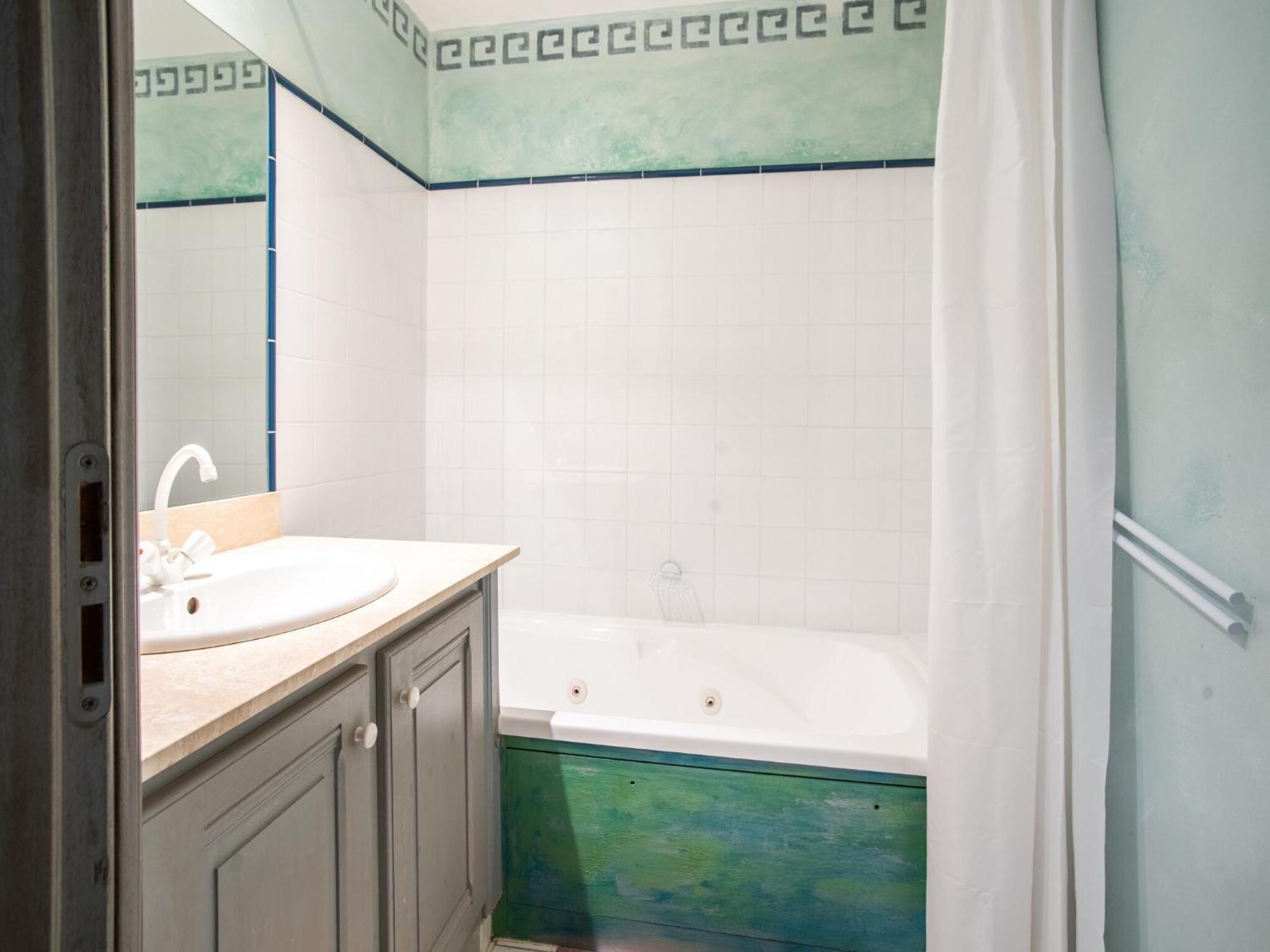 Cozy Apartment With Swimming Pool Terrace Garden Parking Montbrun-les-Bains Exteriér fotografie