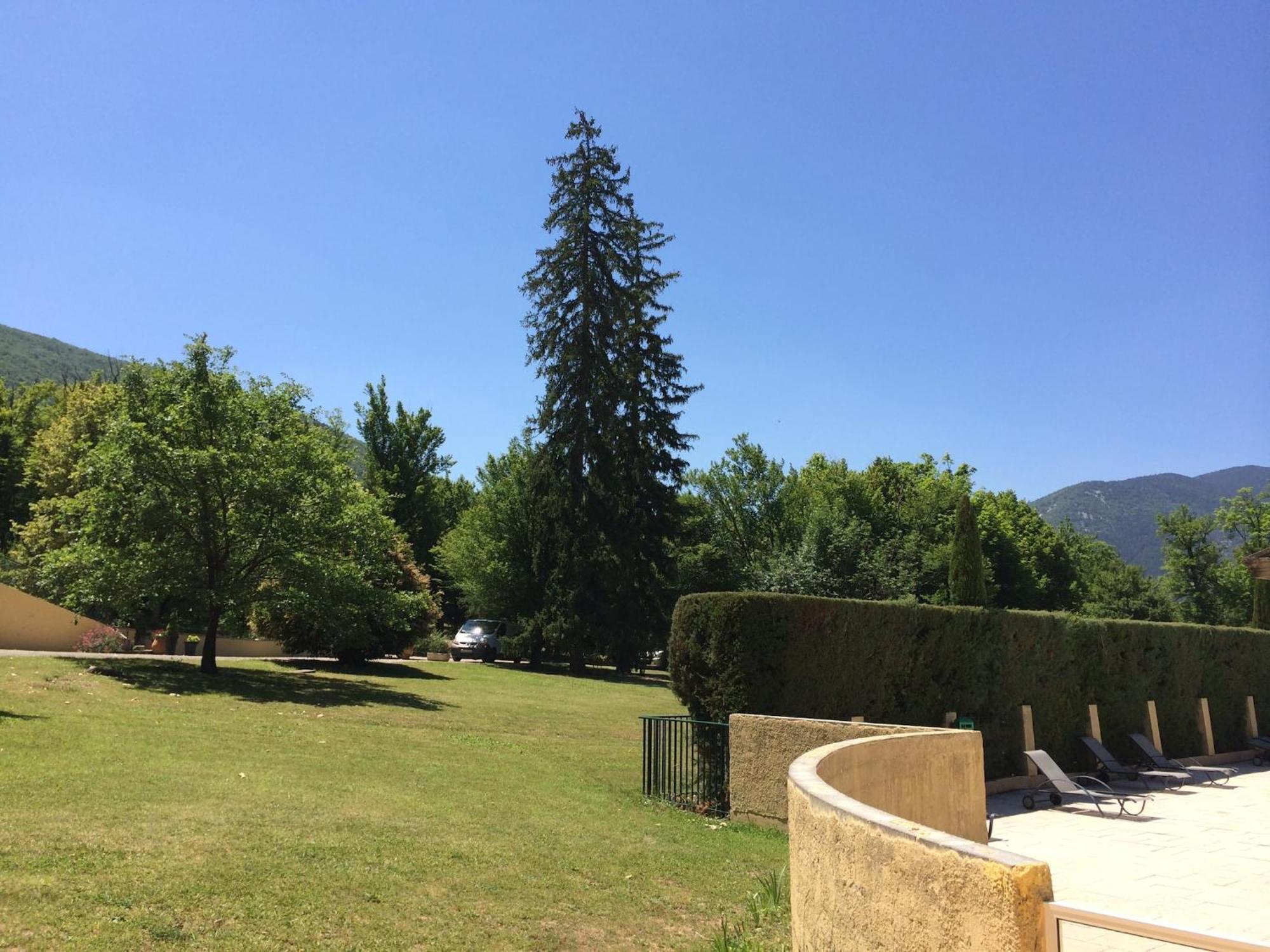 Cozy Apartment With Swimming Pool Terrace Garden Parking Montbrun-les-Bains Exteriér fotografie