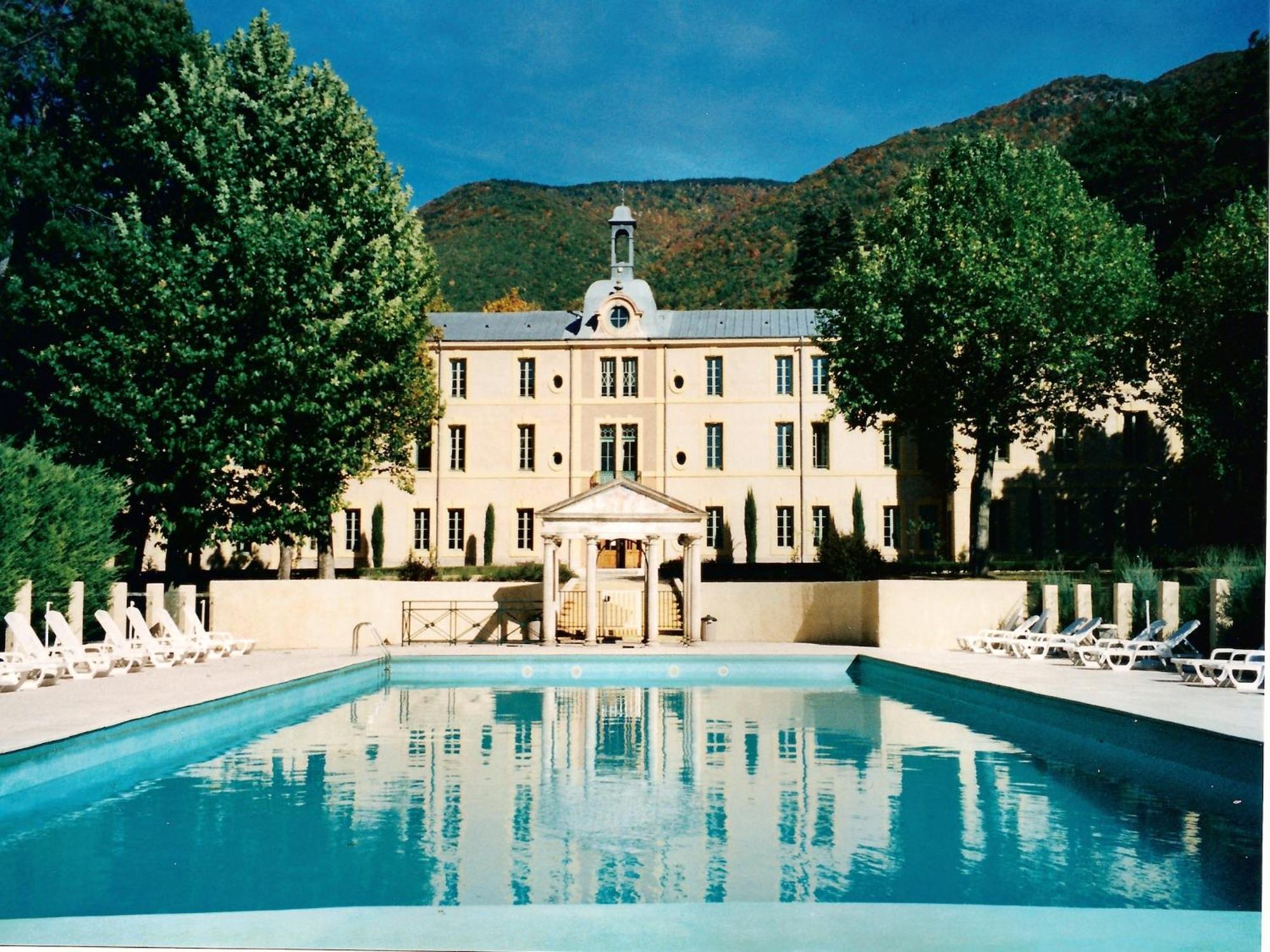 Cozy Apartment With Swimming Pool Terrace Garden Parking Montbrun-les-Bains Exteriér fotografie